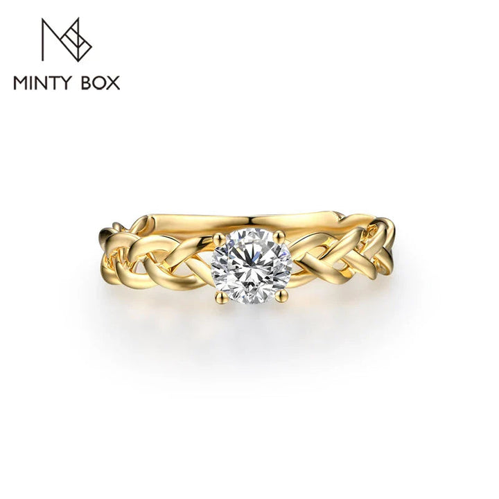 Timeless Moissanite Engagement Ring 18K Gold – A Symbol of Elegance
