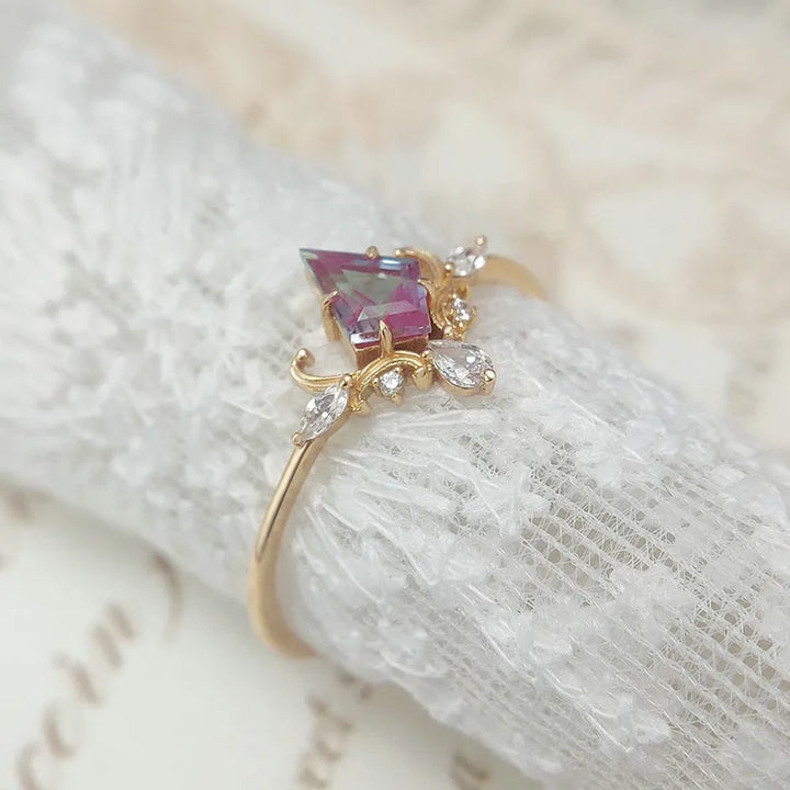 Vintage Alexandrite Crown Ring | 925 Sterling Silver