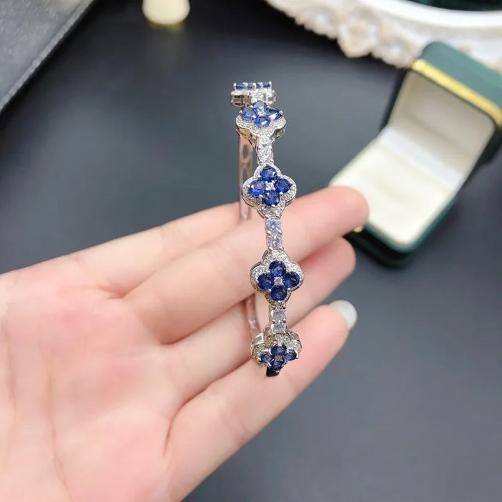 - 1 variant Zilveren armband met in het laboratorium gekweekte saffieren – Klassieke bedelarmband