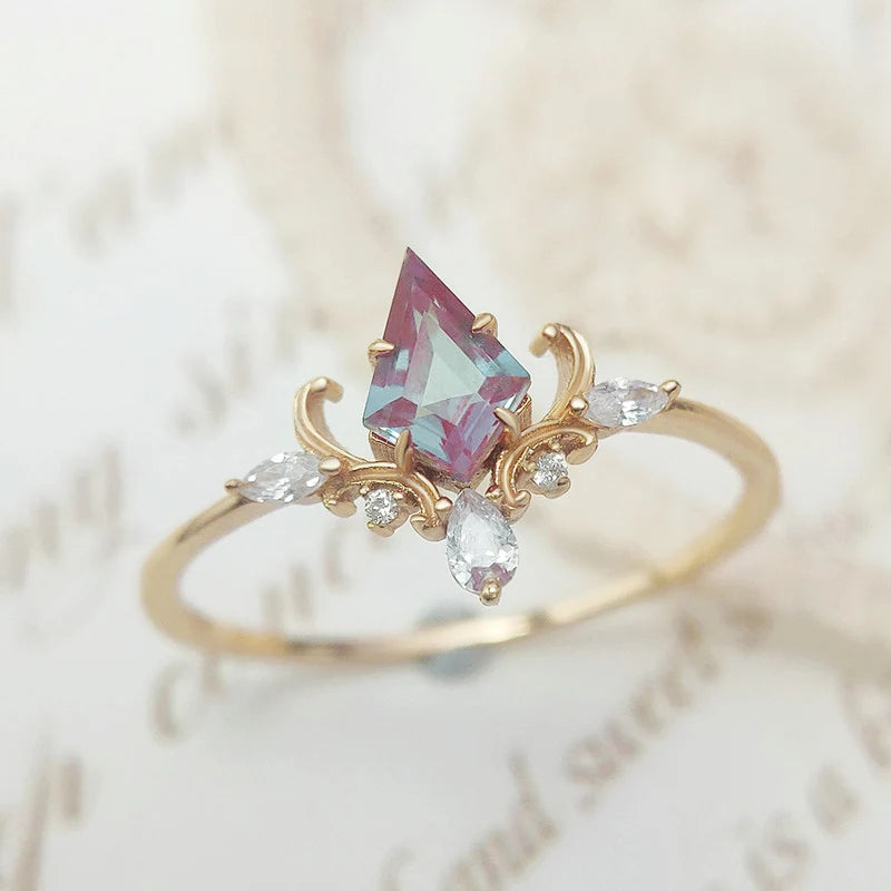 Vintage Alexandrite Crown Ring | 925 Sterling Silver