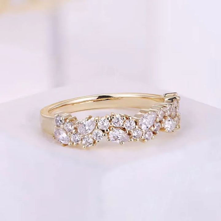 Elegant Pear And Round Cut Moissanite Wedding Band