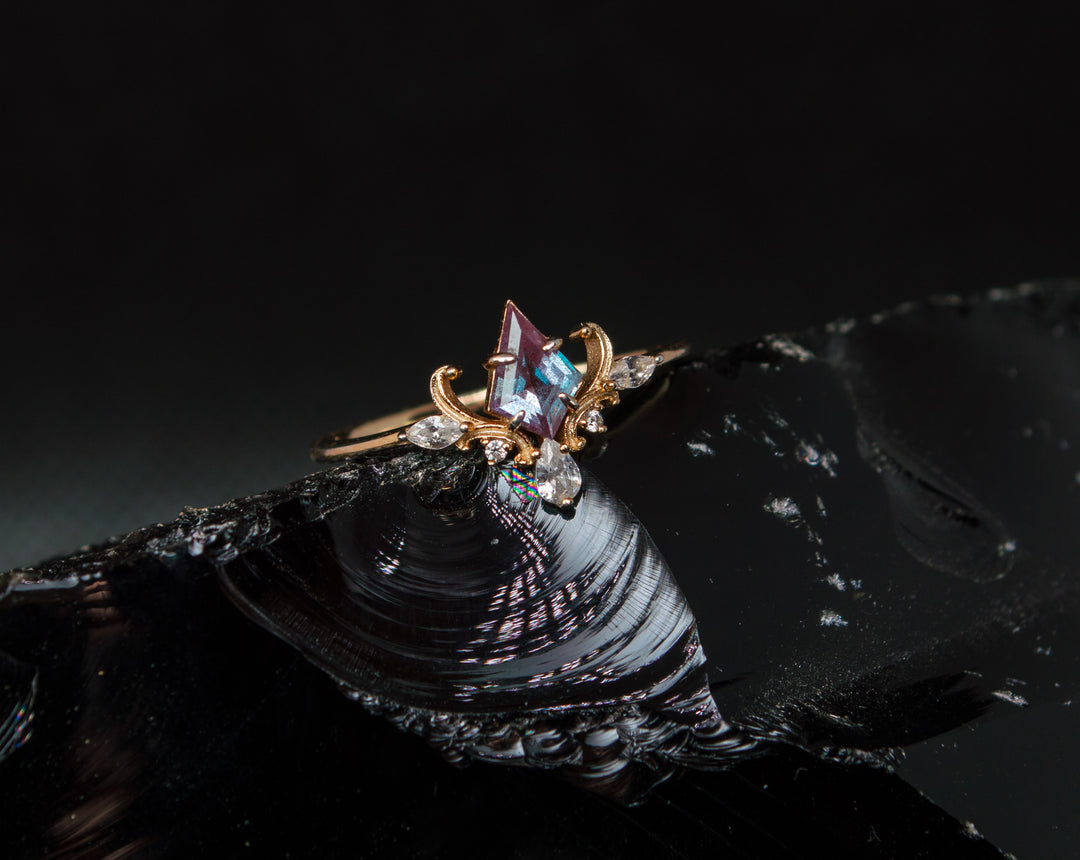 Vintage Alexandrite Crown Ring | 925 Sterling Silver
