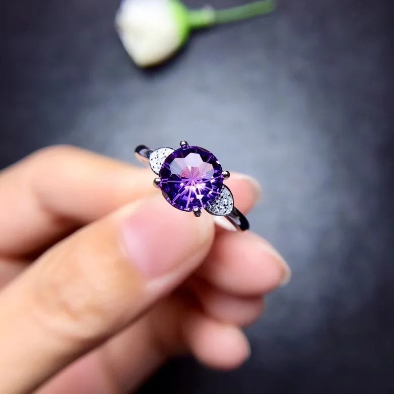 Natural amethyst ring, 925 silver, Unique Cut