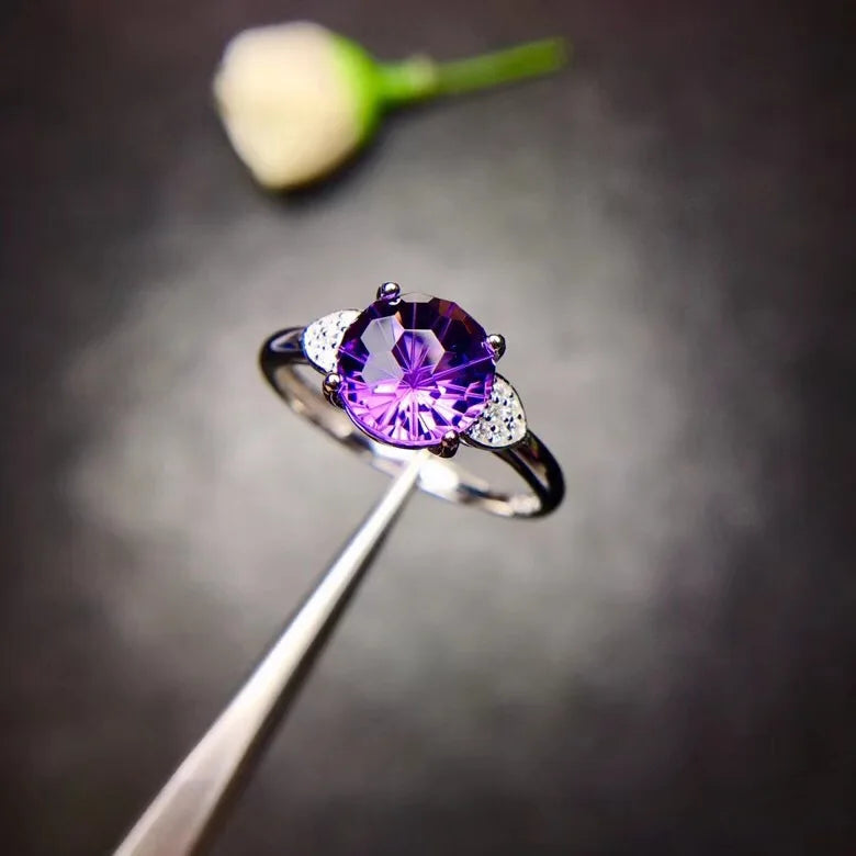 Natural amethyst ring, 925 silver, Unique Cut