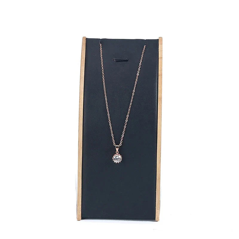 Elegant necklace display stand