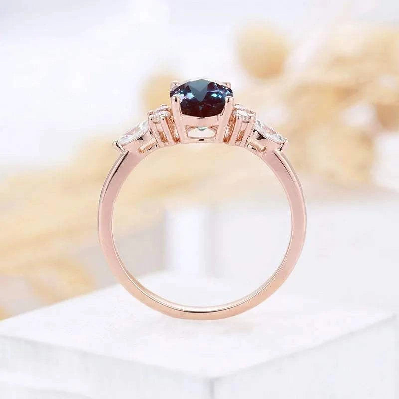 Alexandrite inspired Moissanite - Engagement ring - 14K