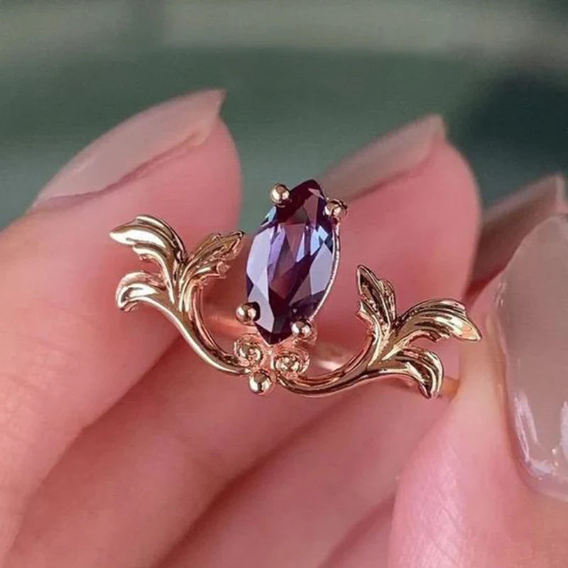 Floral cocktail ring