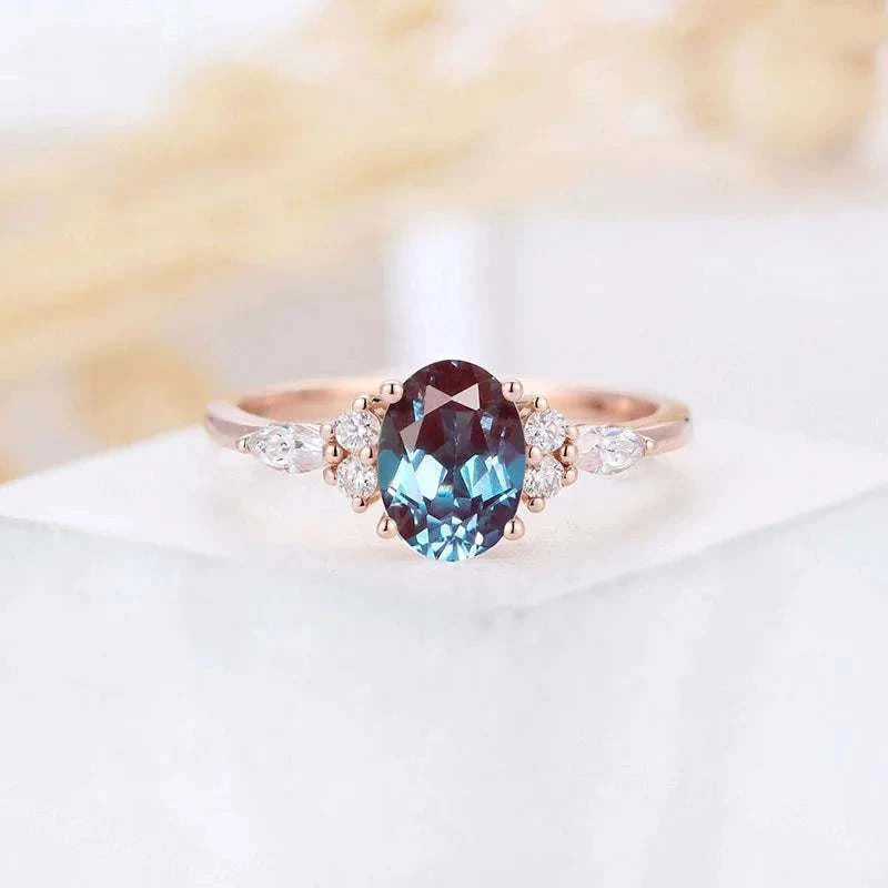 Alexandrite inspired Moissanite - Engagement ring - 14K