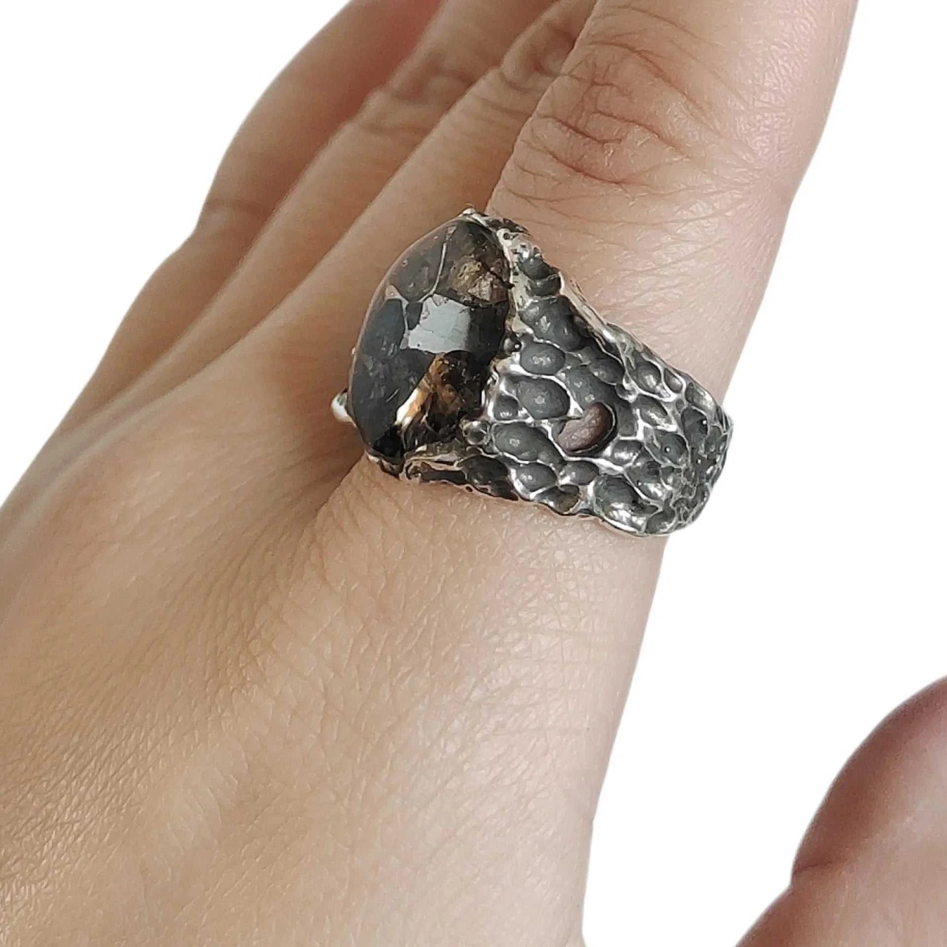 8.4g Seymchan Pallasite Meteorite Ring for Men