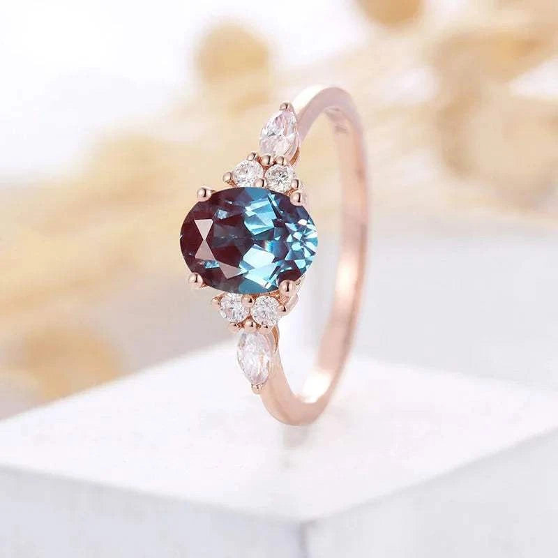 Alexandrite inspired Moissanite - Engagement ring - 14K