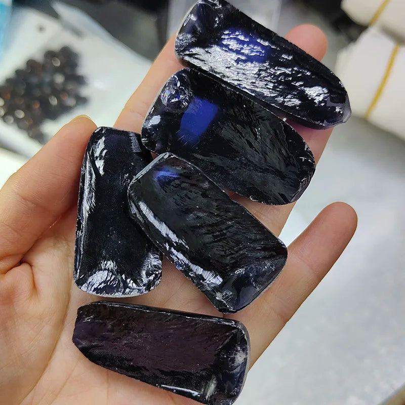 Blue Corundum - Lab grown - Uncut