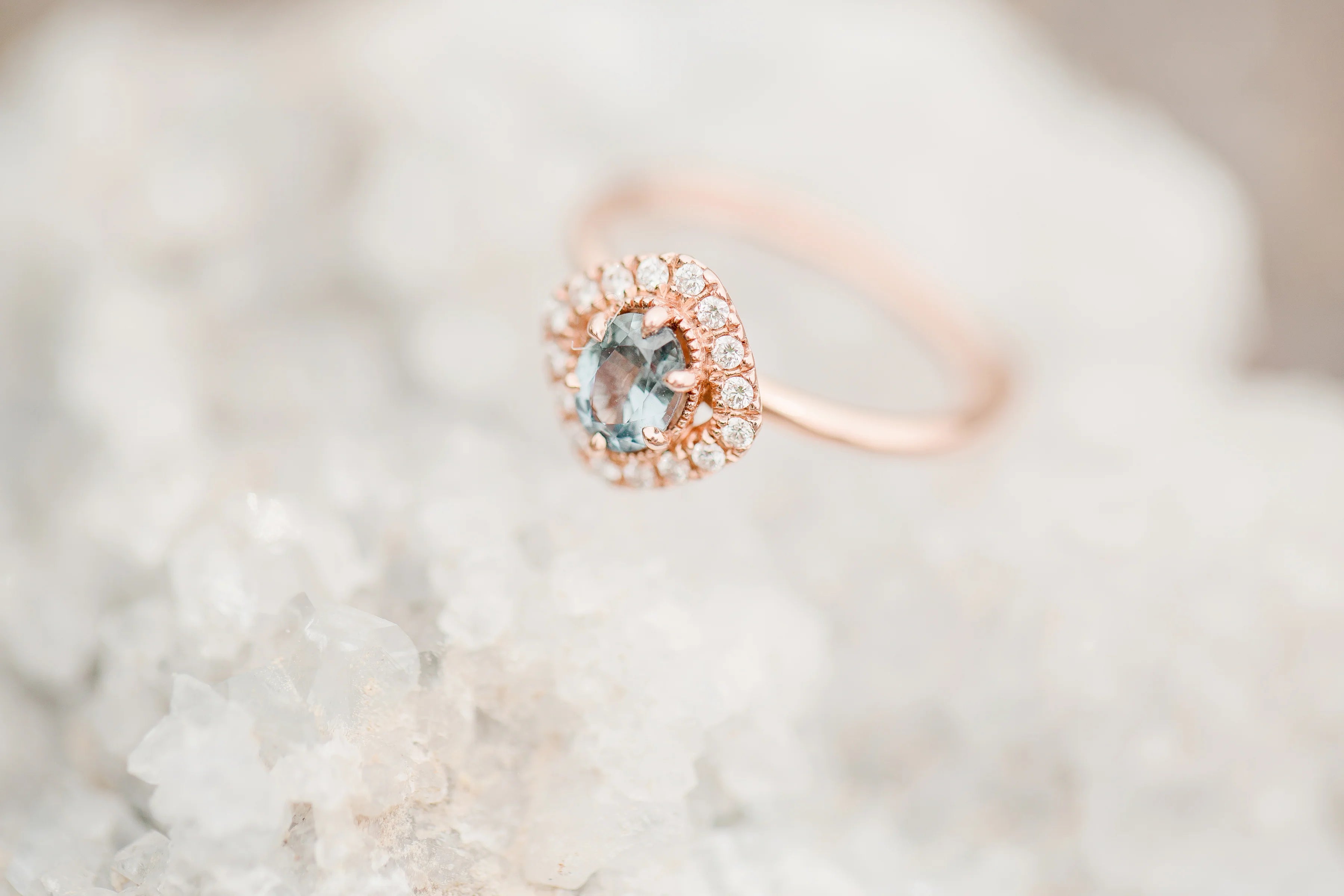 rose gold wedding ring gemstone moissanite diamond